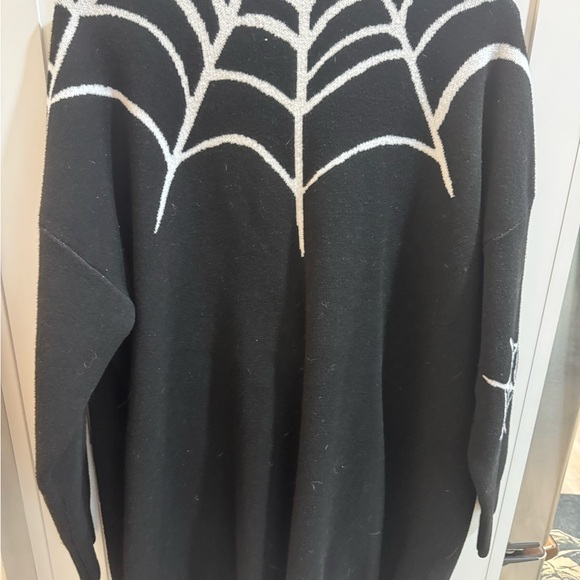 Torrid Black and White Spider Web Cardigan - Picture 5 of 5